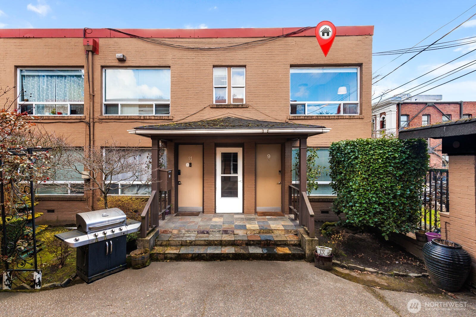 120 14th Avenue #10, Seattle, WA 98122