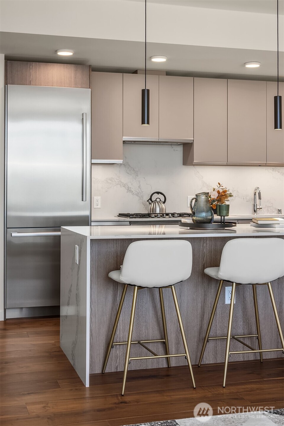 800 Columbia Street #2505, Seattle, WA 98104