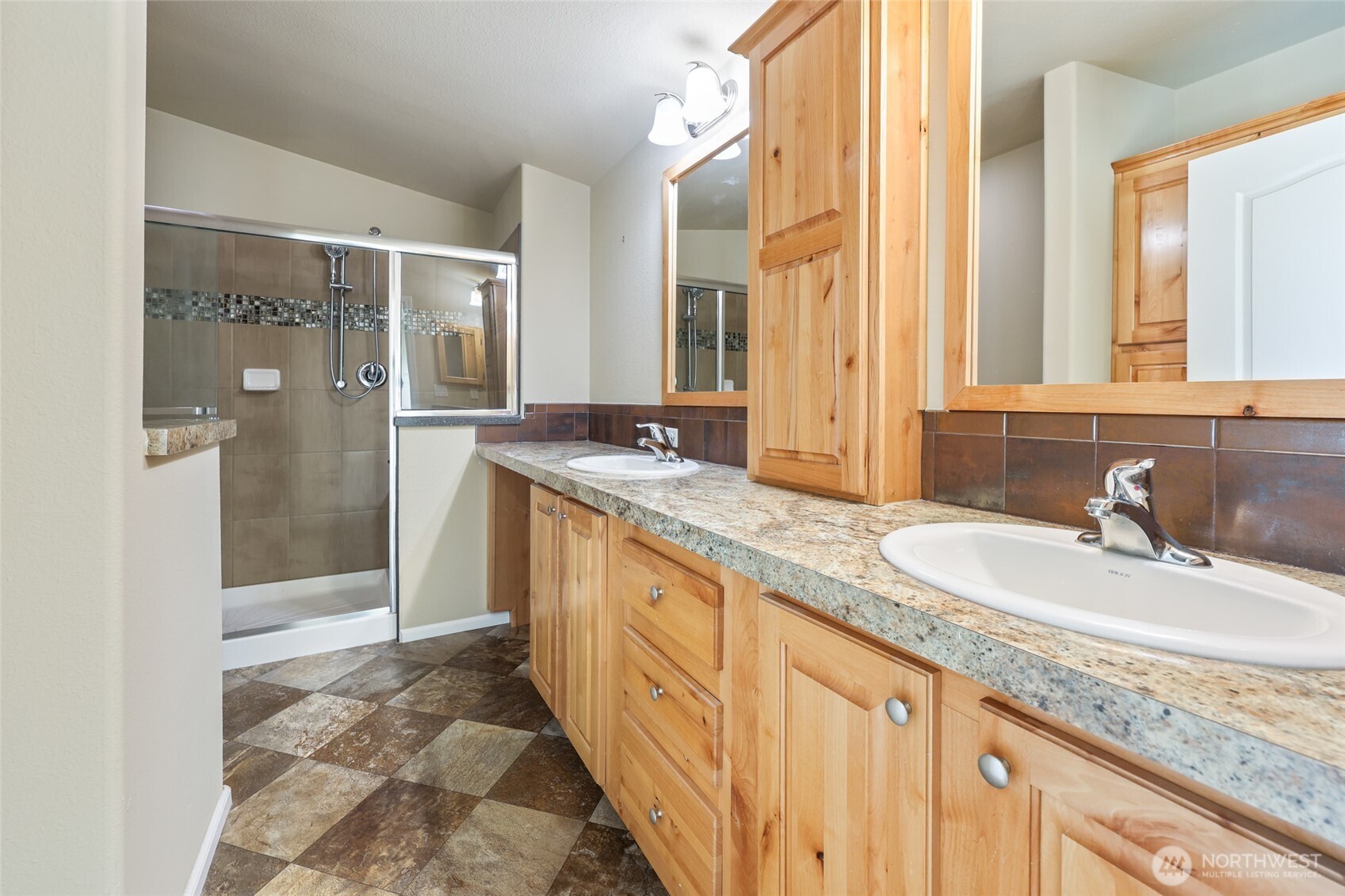 3516 Meadowbrook Lane SE, Lacey, WA 98503-4209