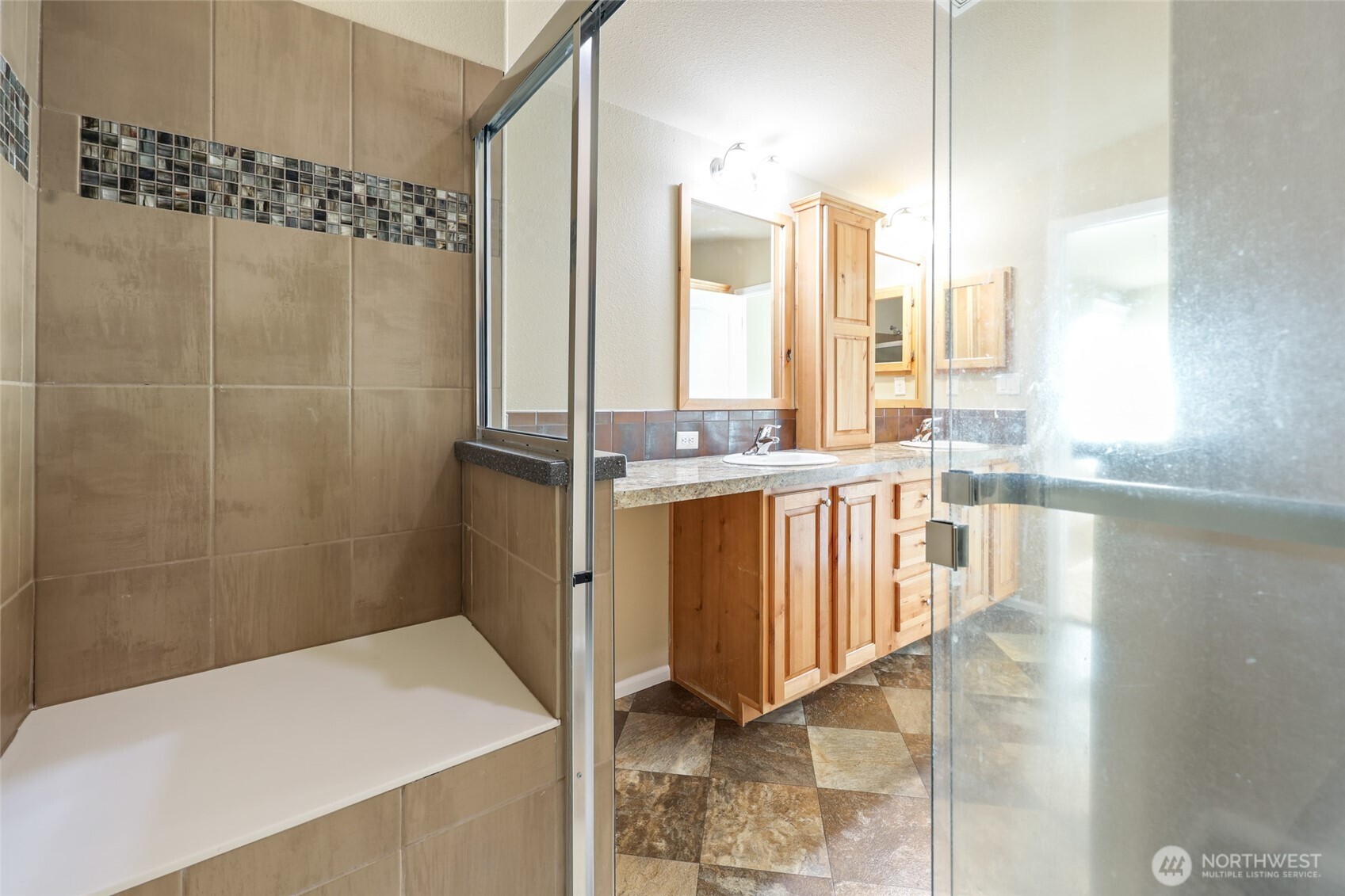 3516 Meadowbrook Lane SE, Lacey, WA 98503-4209