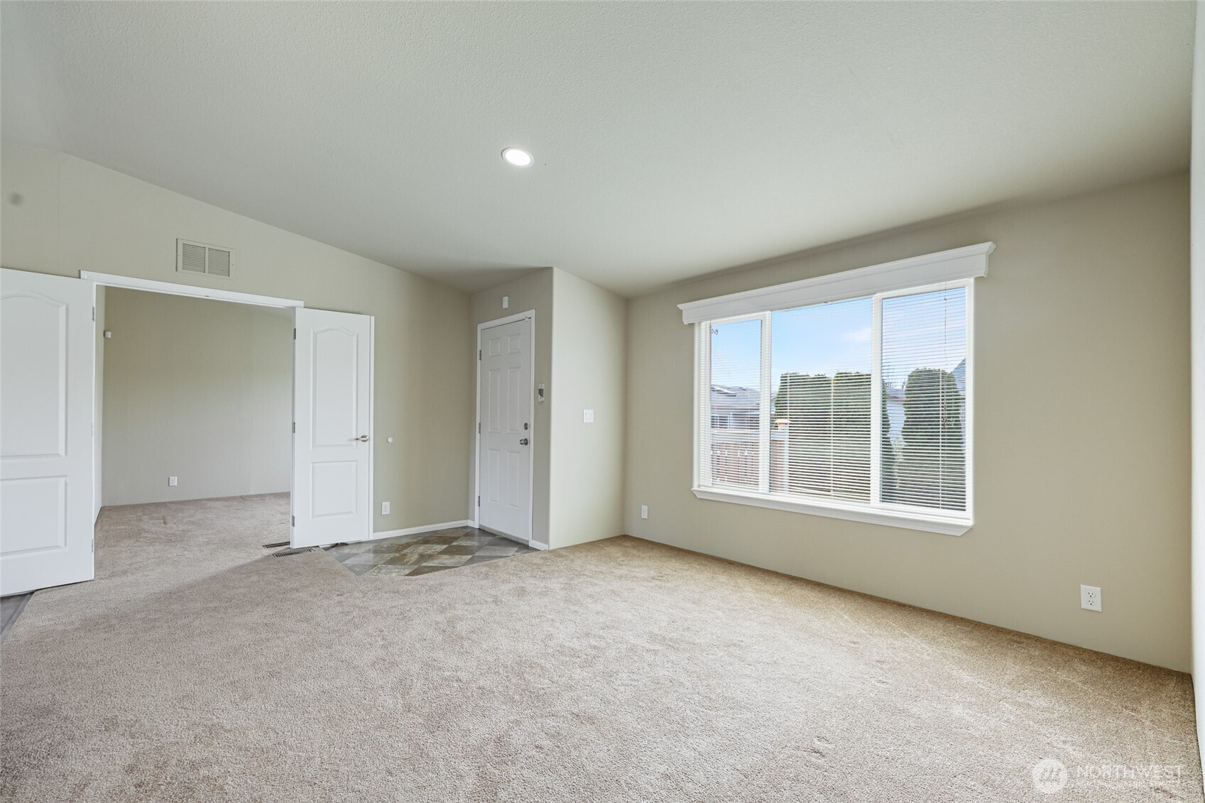 3516 Meadowbrook Lane SE, Lacey, WA 98503-4209