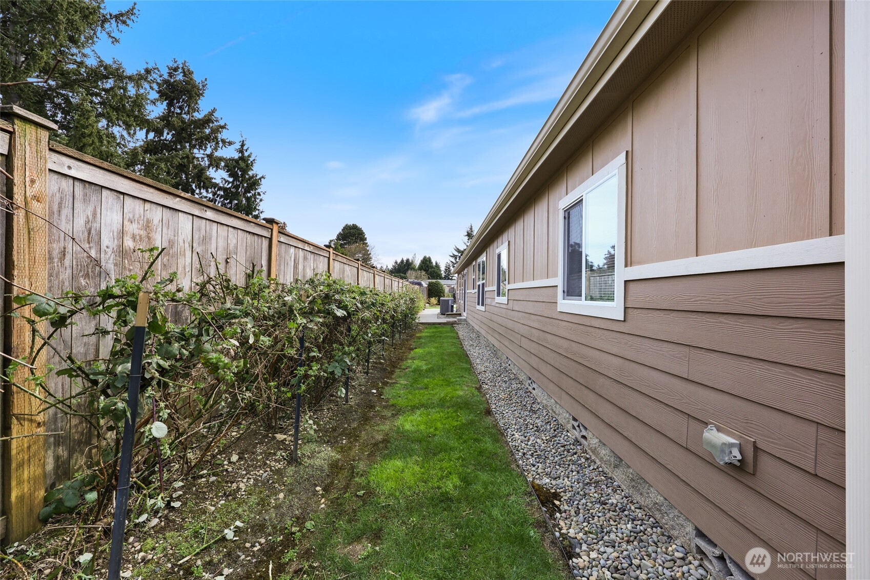 3516 Meadowbrook Lane SE, Lacey, WA 98503-4209