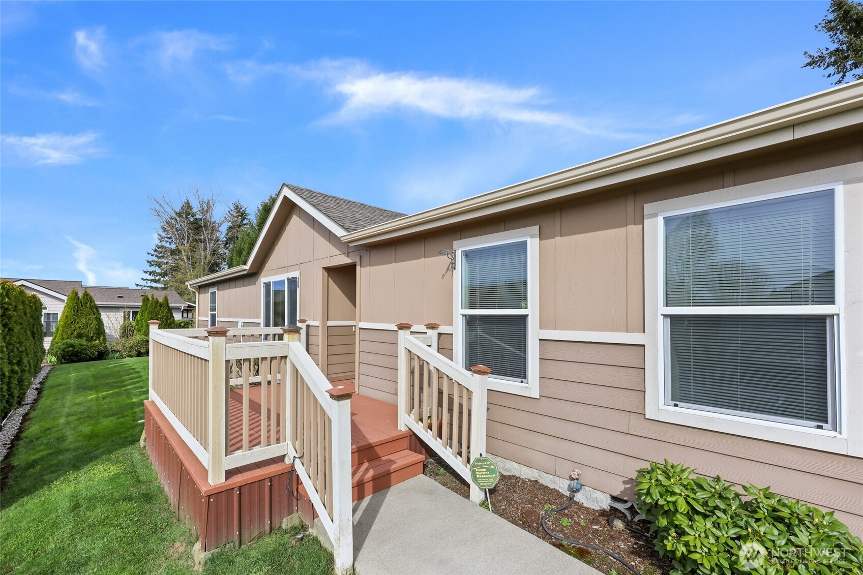 3516 Meadowbrook Lane SE, Lacey, WA 98503-4209