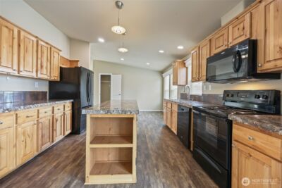 3516 Meadowbrook Lane SE, Lacey, WA 98503-4209 - Photo 5