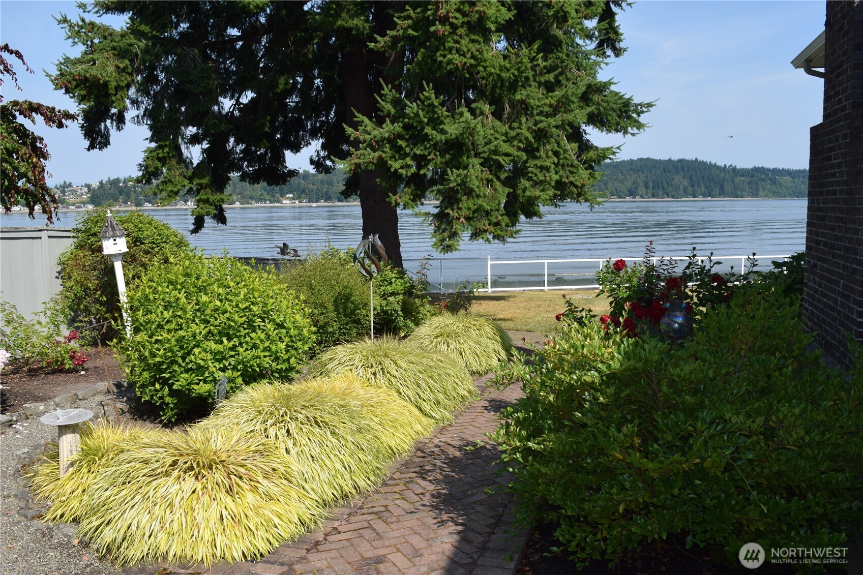 3538 Beach Drive E, Port Orchard, WA 98366-8136