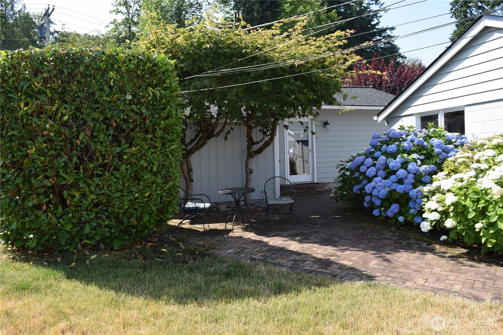 3538 Beach Drive E, Port Orchard, WA 98366-8136