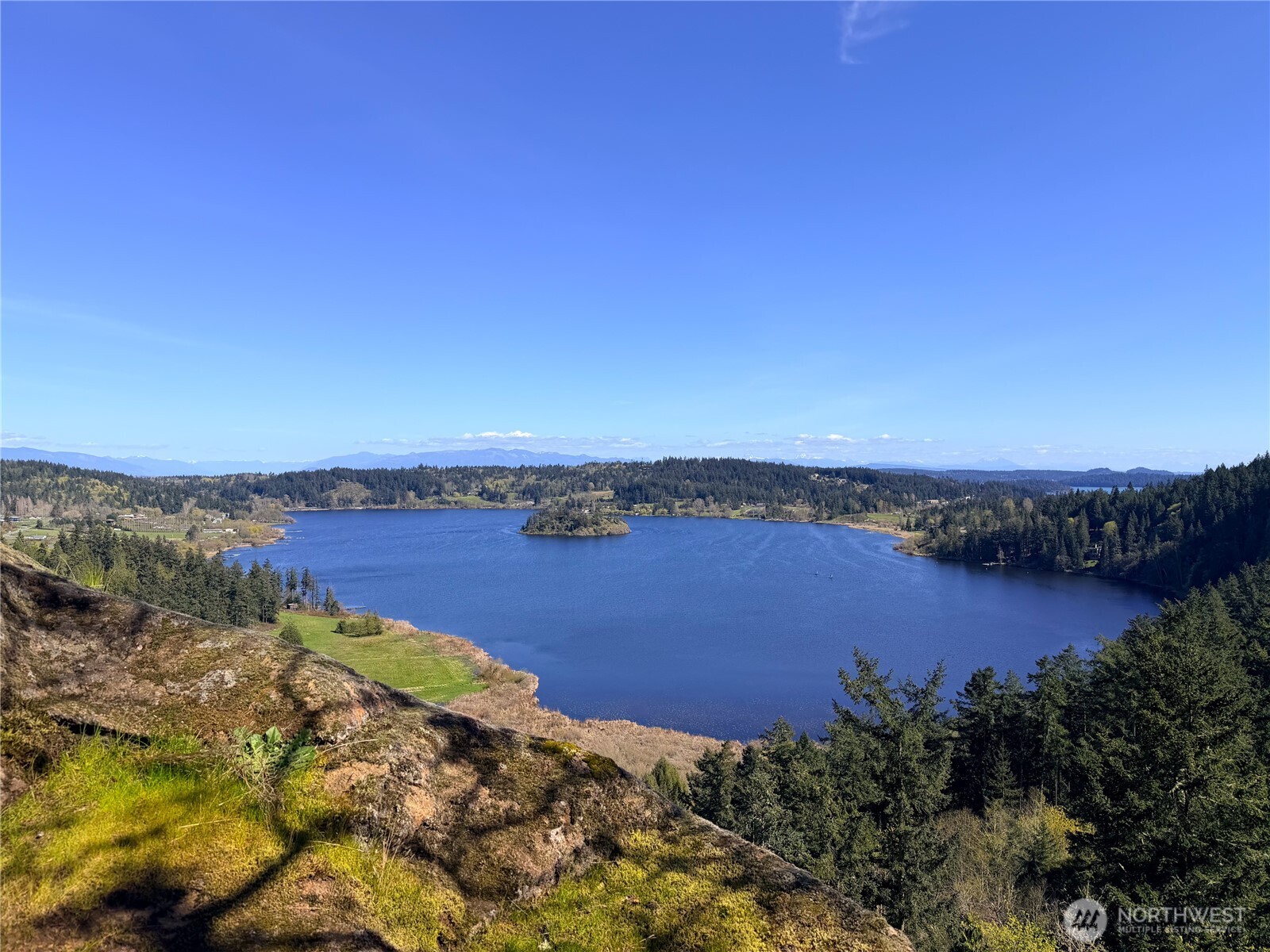 13998 Donnell Rd , Anacortes, WA 98221