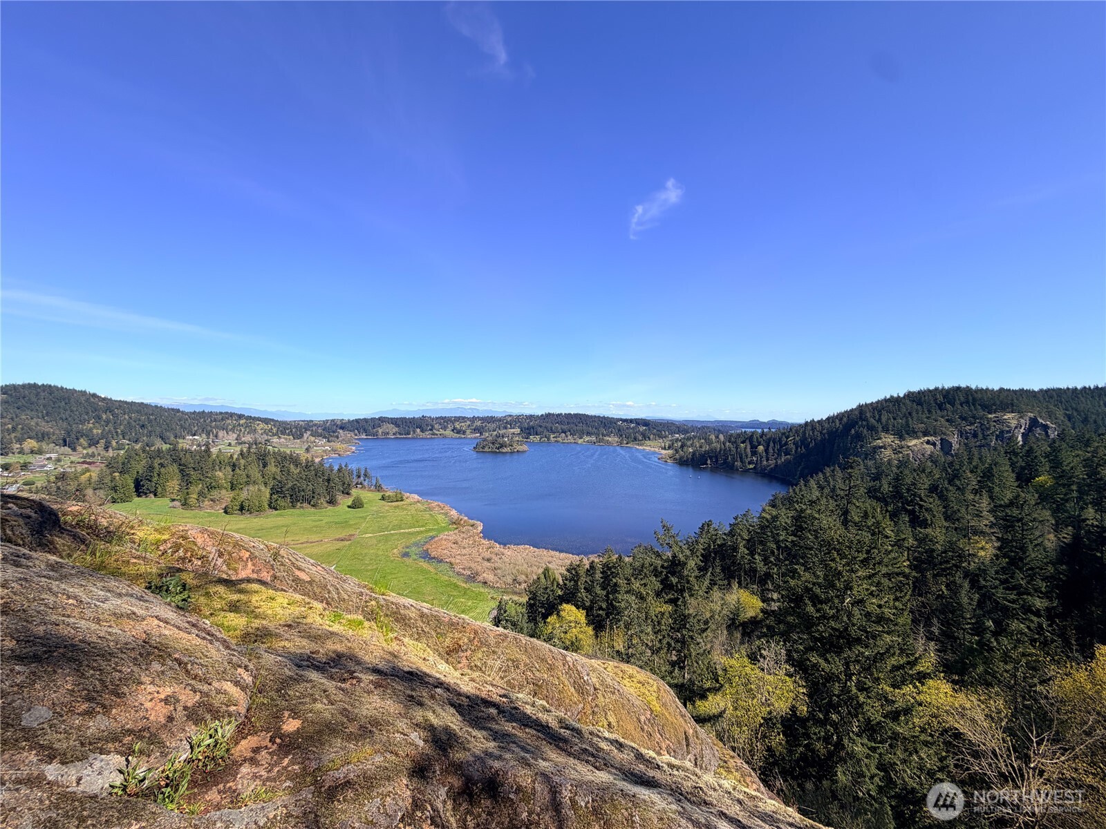 13998 Donnell Rd , Anacortes, WA 98221