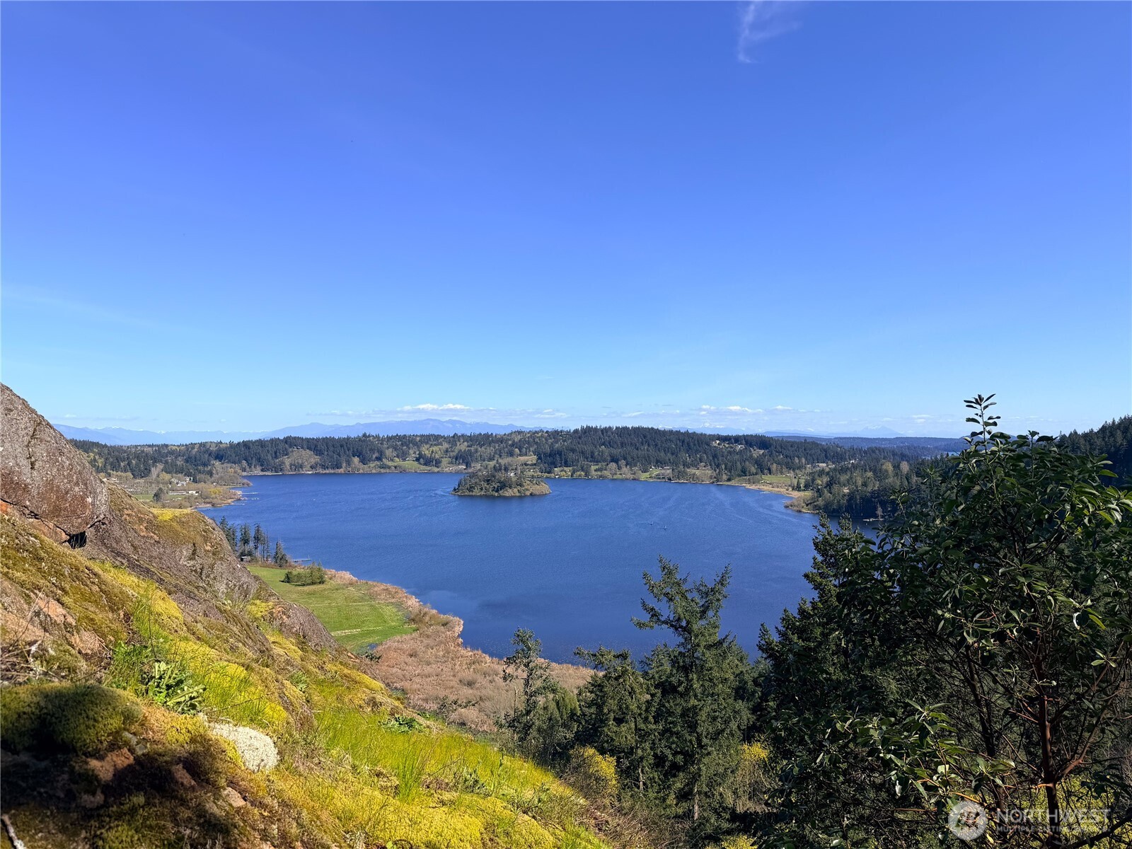 13998 Donnell Rd , Anacortes, WA 98221