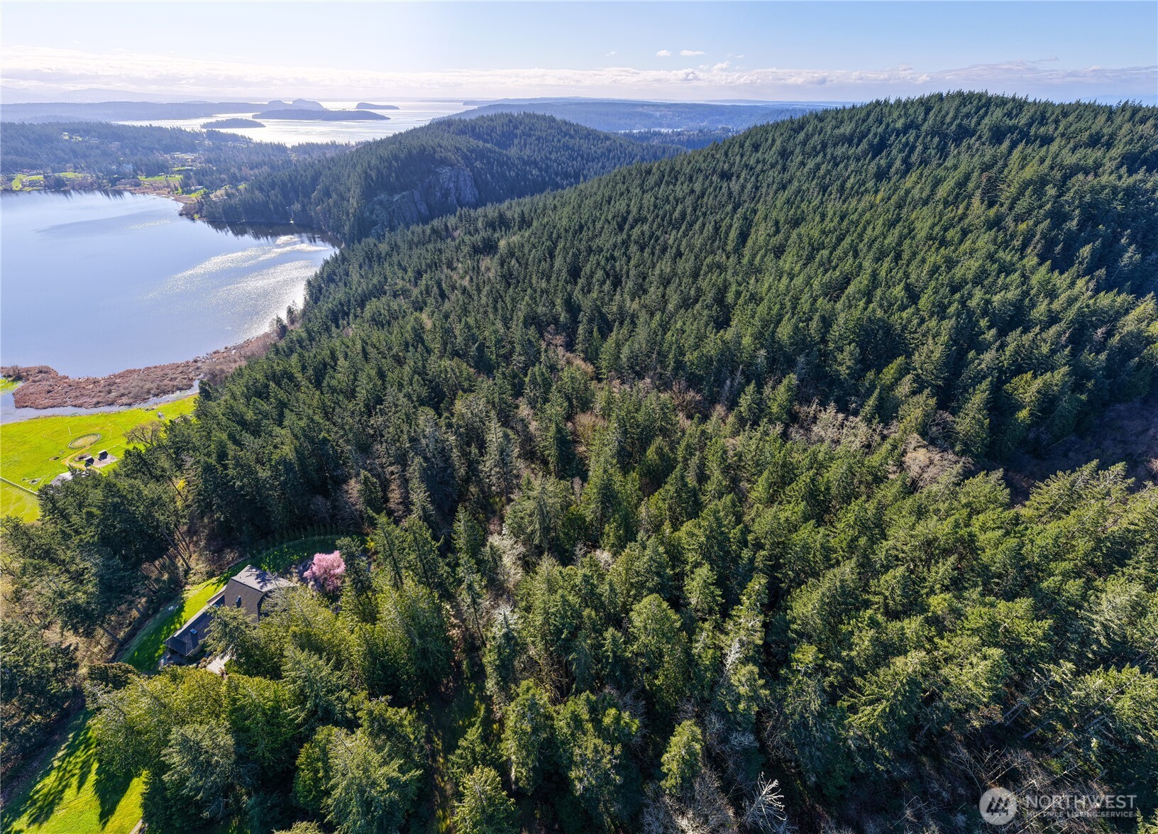 13998 Donnell Rd , Anacortes, WA 98221