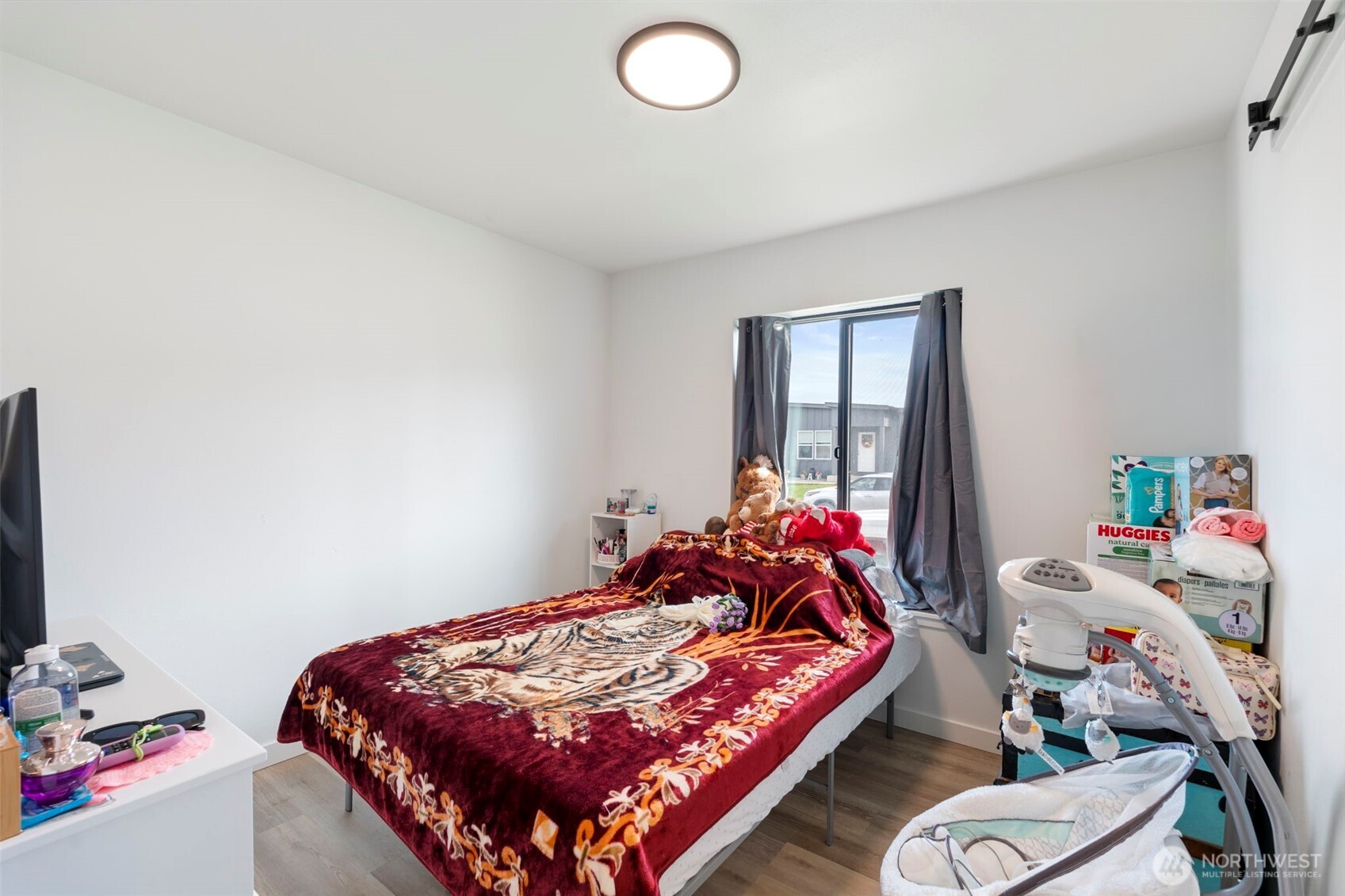 2011 Apple Road , Winlock, WA 98596