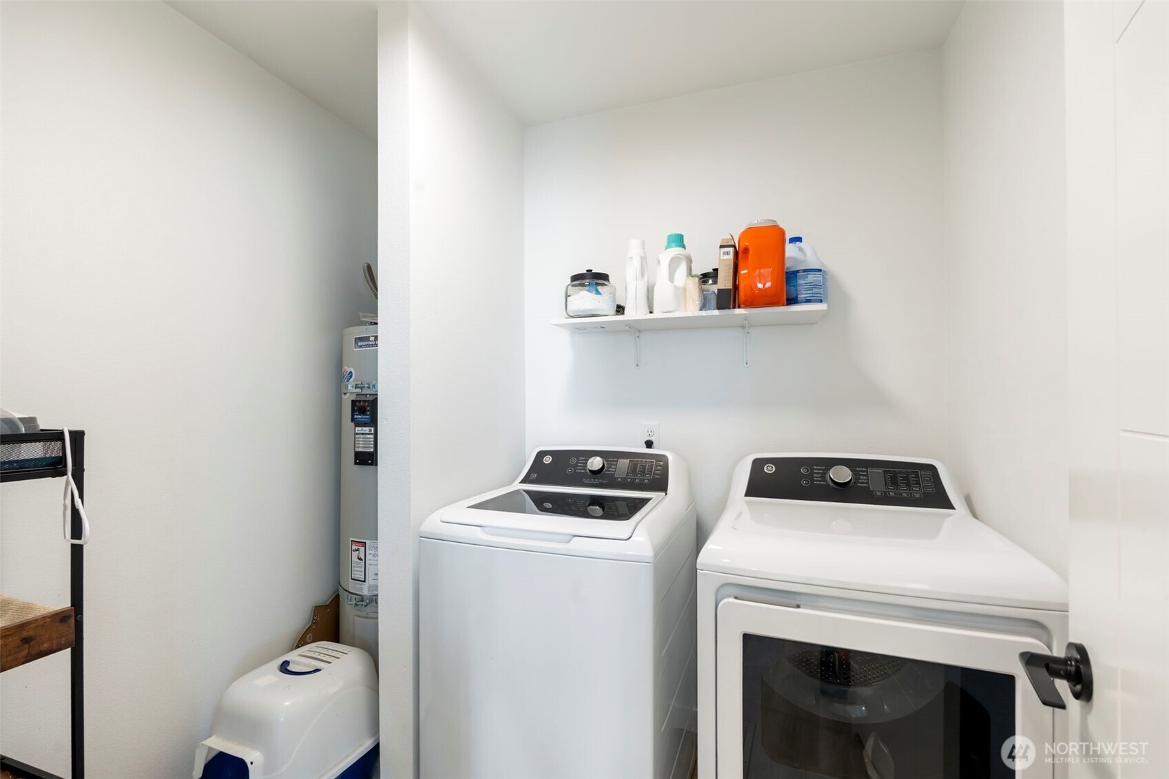 2011 Apple Road , Winlock, WA 98596