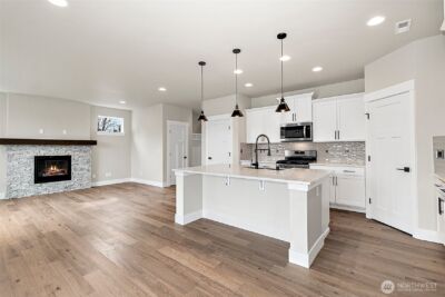 14307 SE 284th Place , Kent, WA 98042 - Photo 15