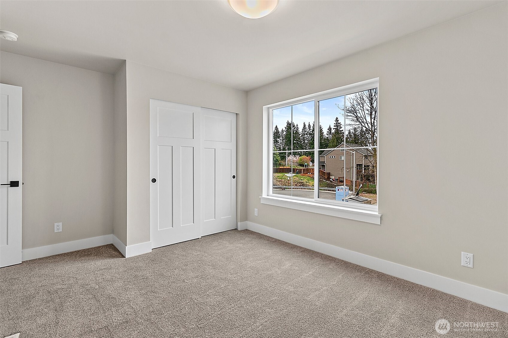 14307 SE 284th Place , Kent, WA 98042