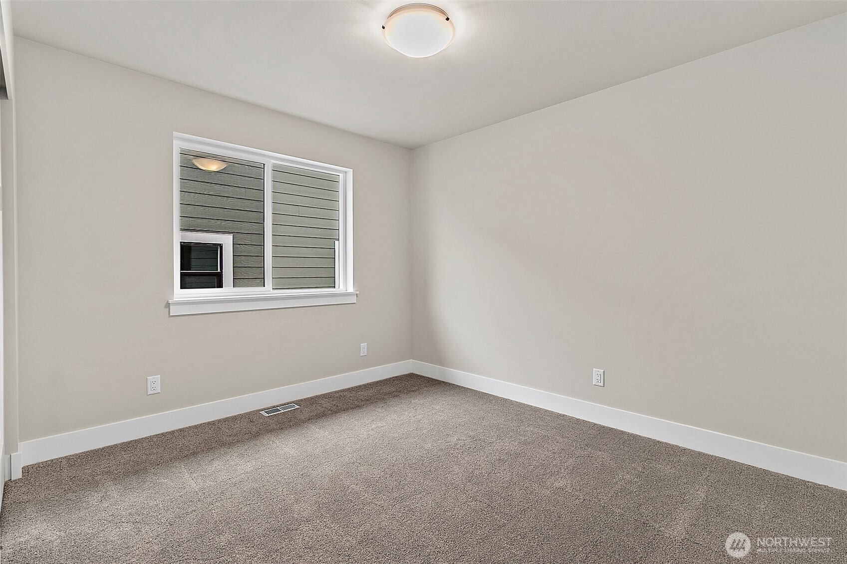 14307 SE 284th Place , Kent, WA 98042