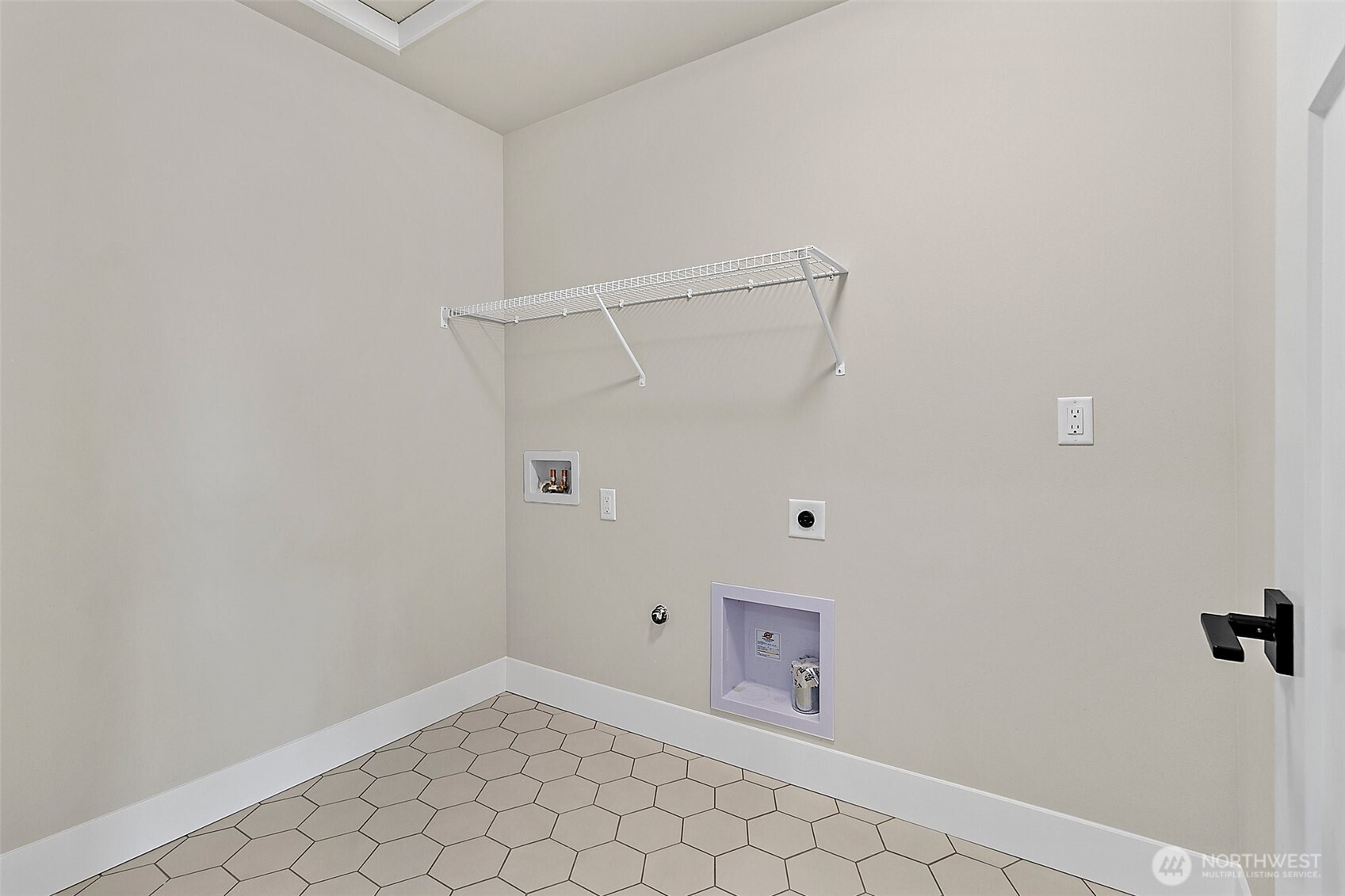 14307 SE 284th Place , Kent, WA 98042