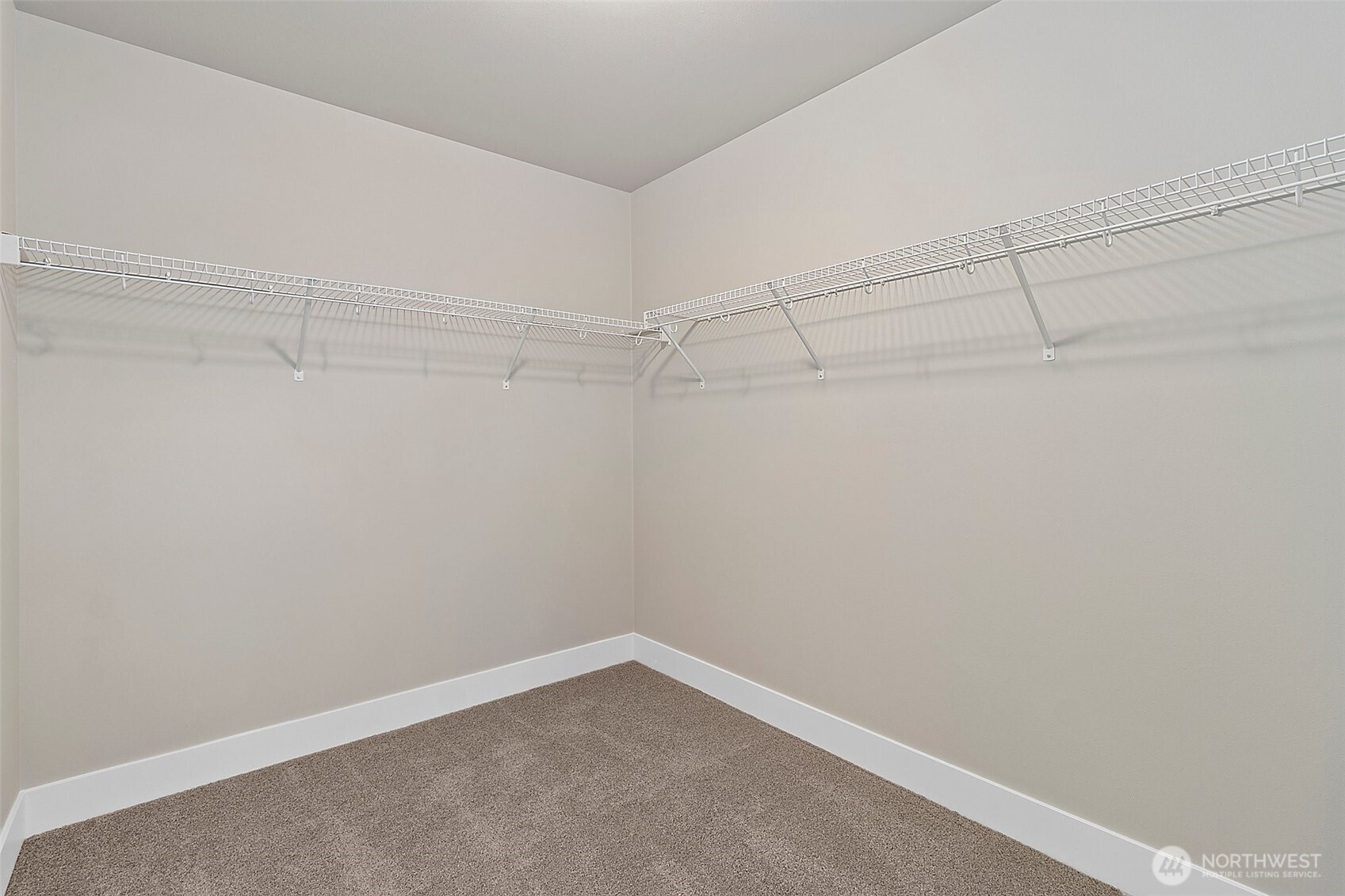 14307 SE 284th Place , Kent, WA 98042