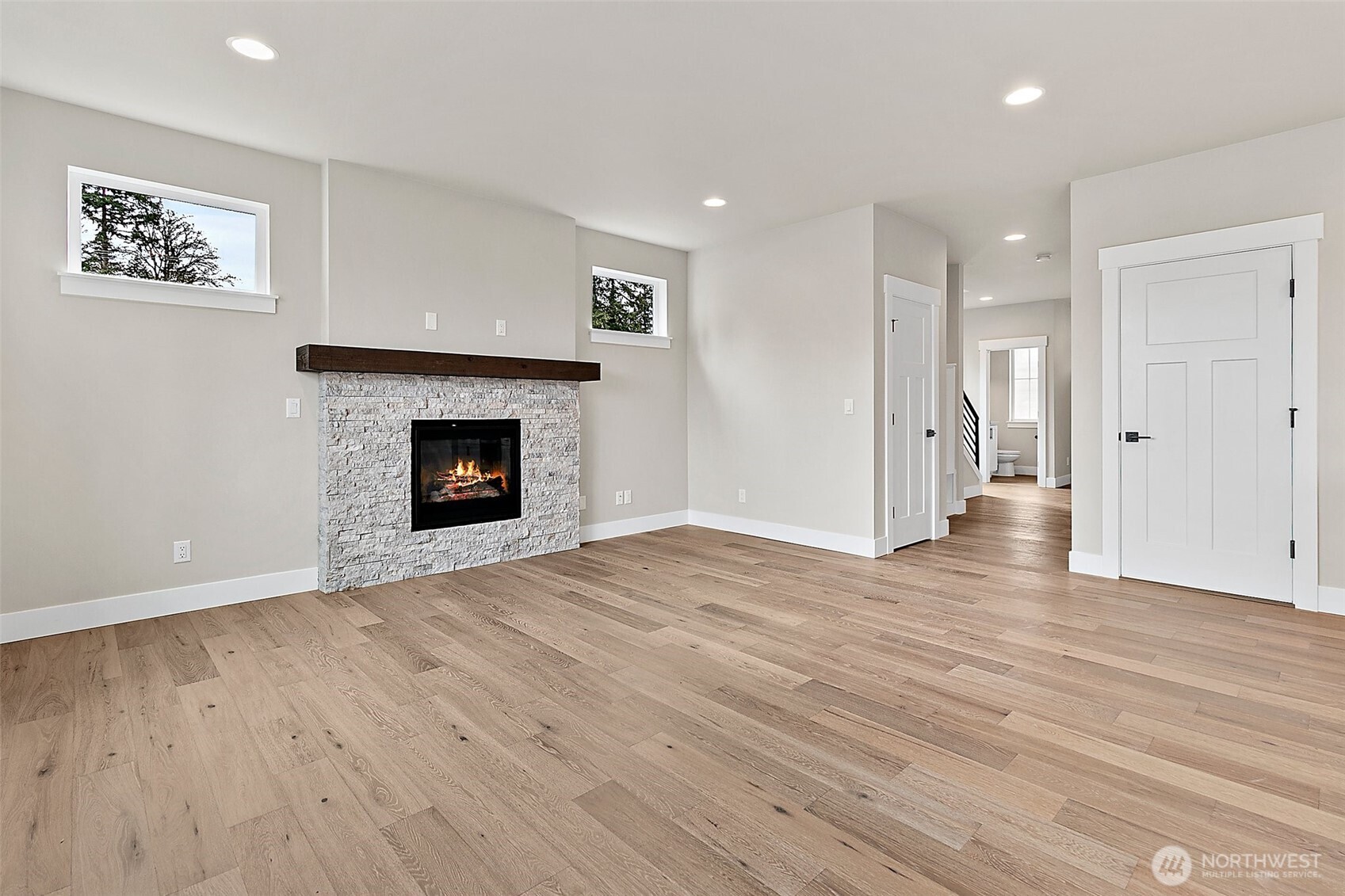 14307 SE 284th Place , Kent, WA 98042