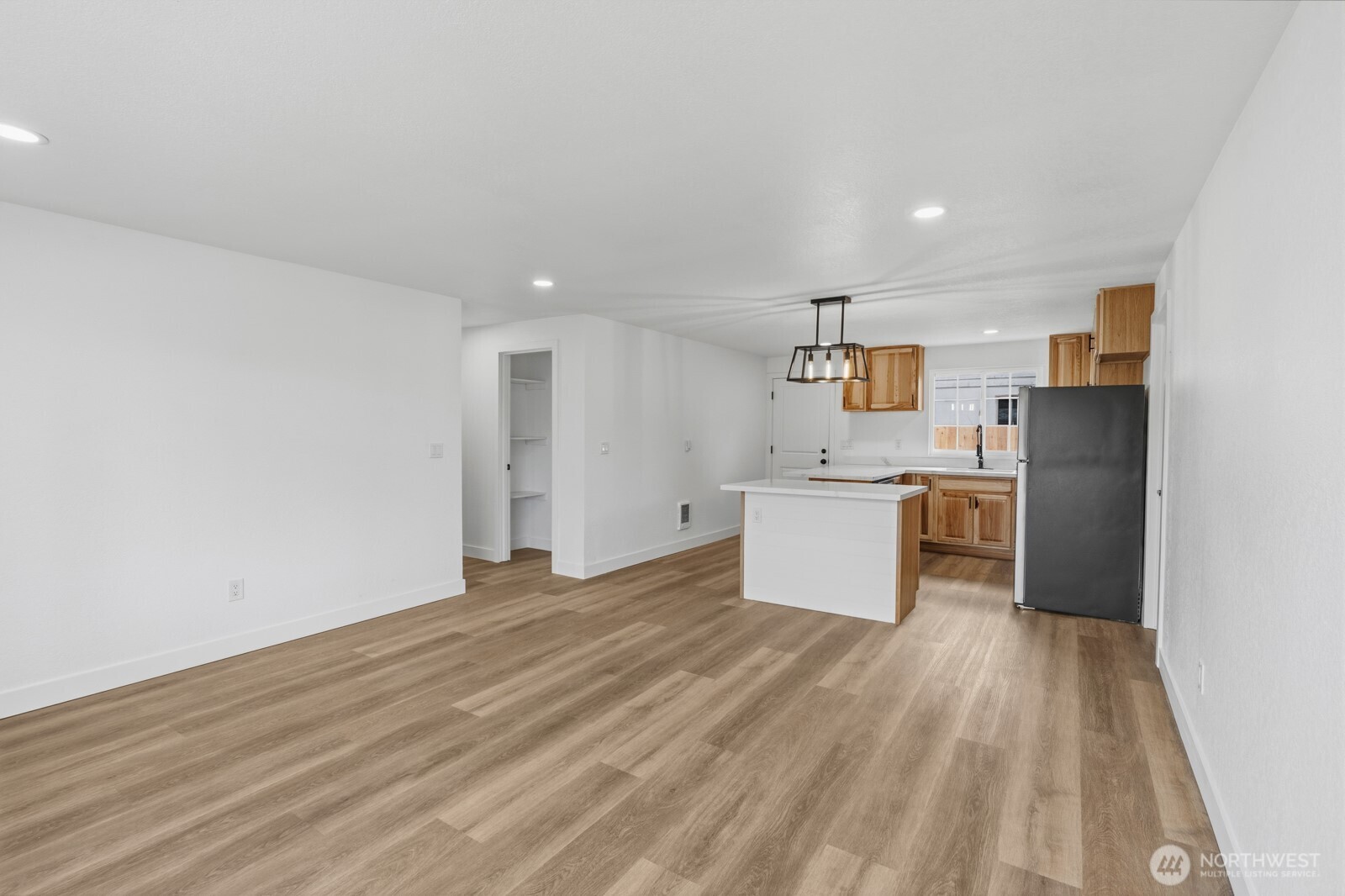 405 E K Street , Shelton, WA 98584