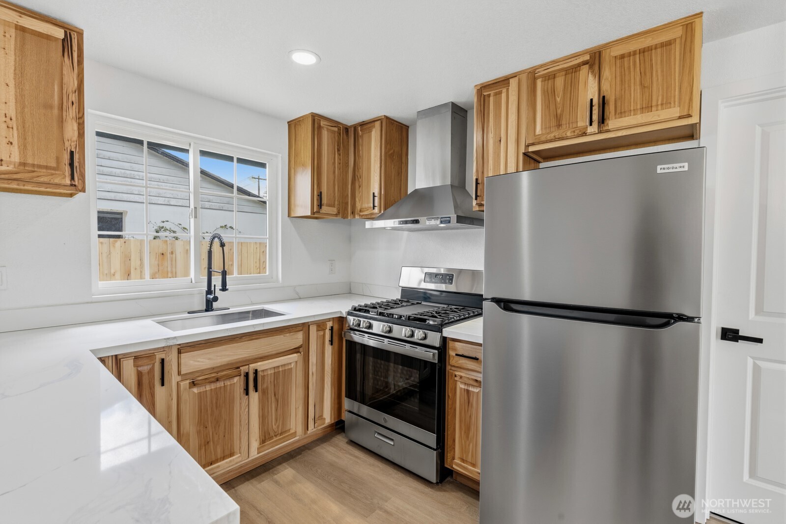 405 E K Street , Shelton, WA 98584