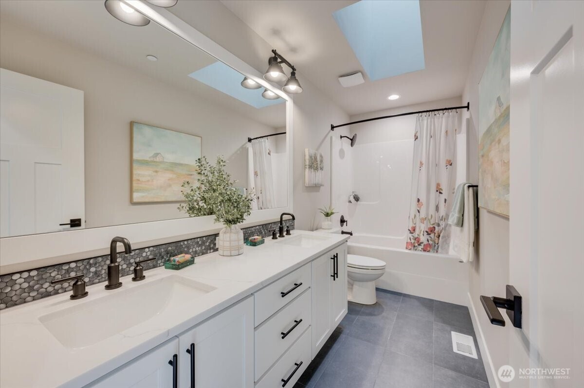 20908 99th Place S, Kent, WA 98031