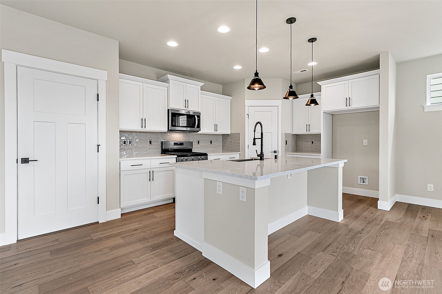 20902 99th Place S, Kent, WA 98031