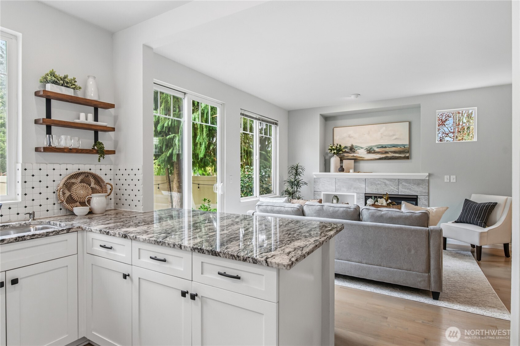205 Newport Way NW #J1, Issaquah, WA 98027