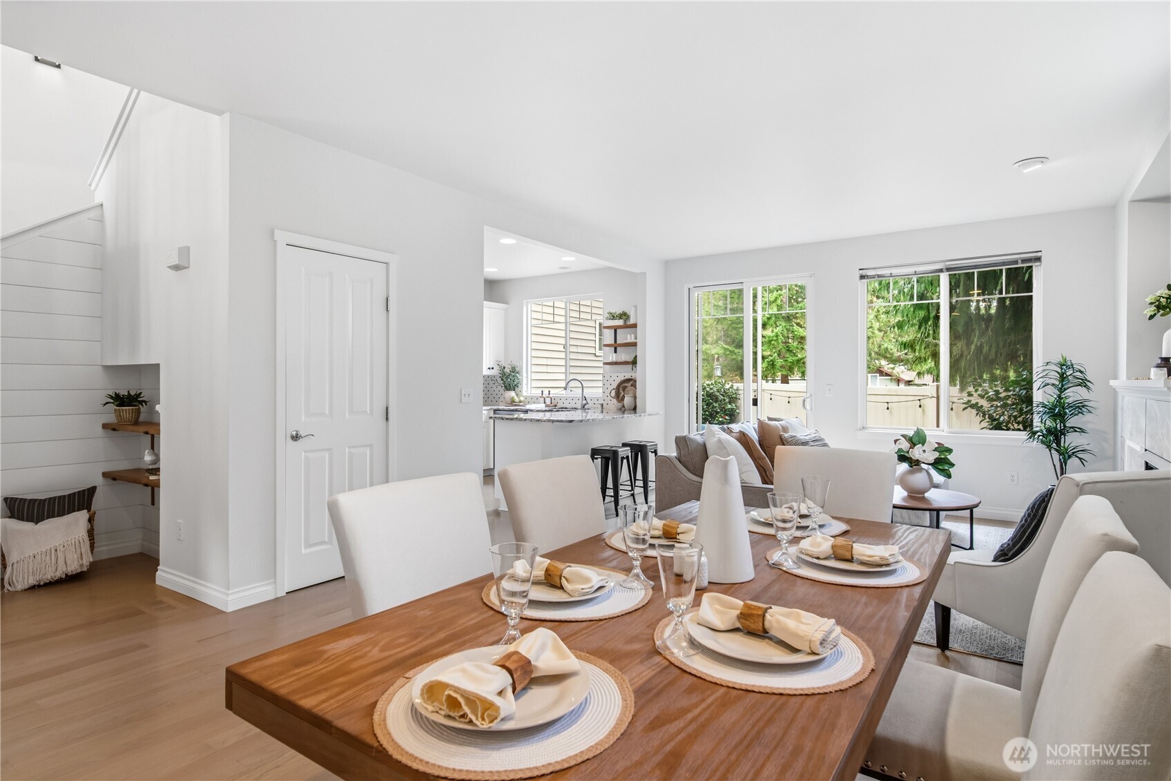 205 Newport Way NW #J1, Issaquah, WA 98027
