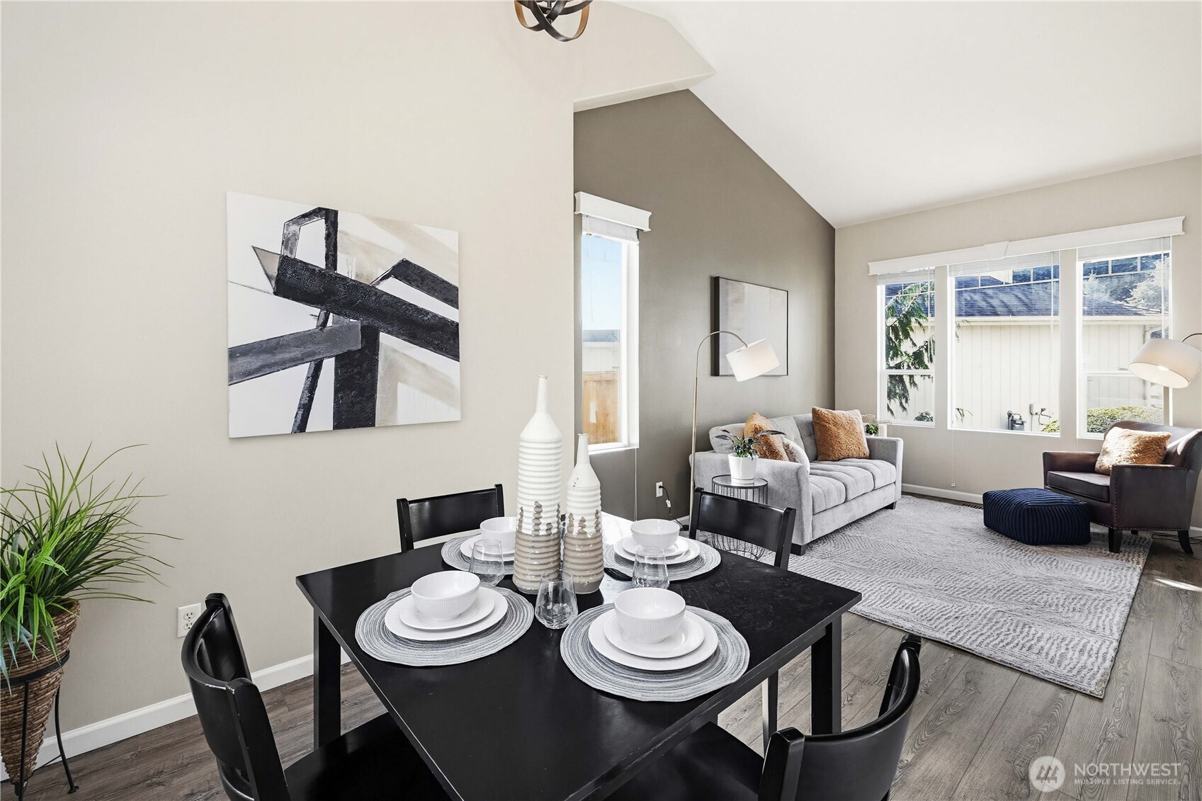 23634 SE 267th Place , Maple Valley, WA 98038