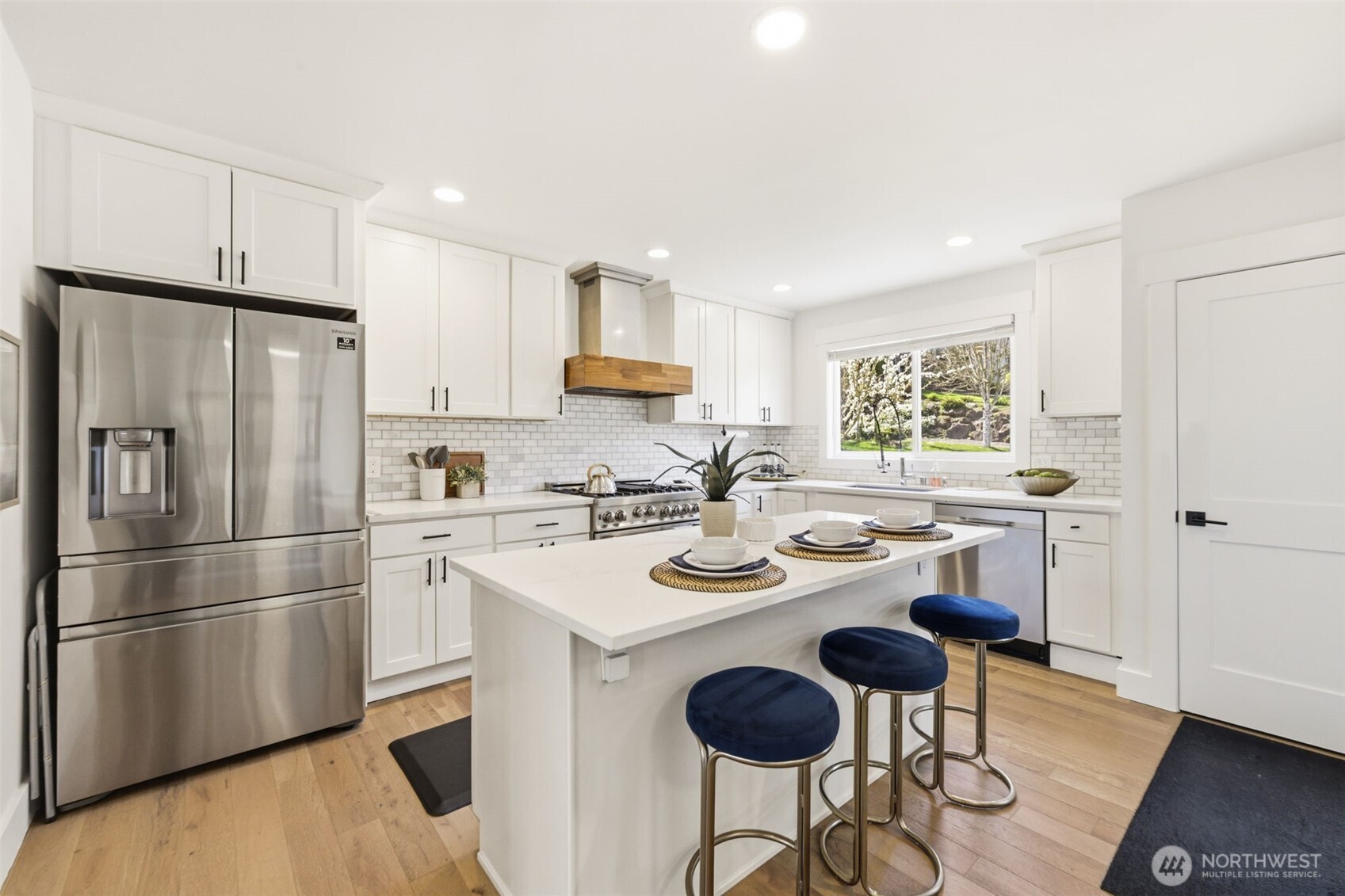 1070 25th Avenue E, Seattle, WA 98112