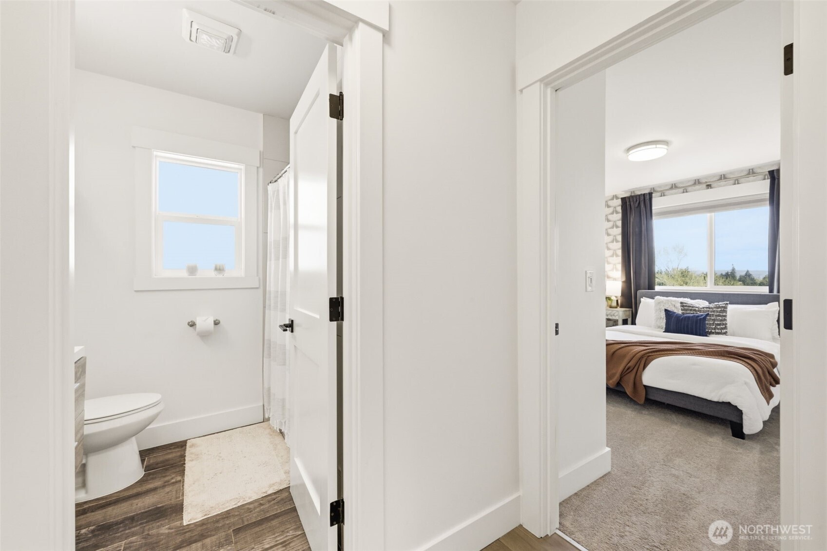 1070 25th Avenue E, Seattle, WA 98112