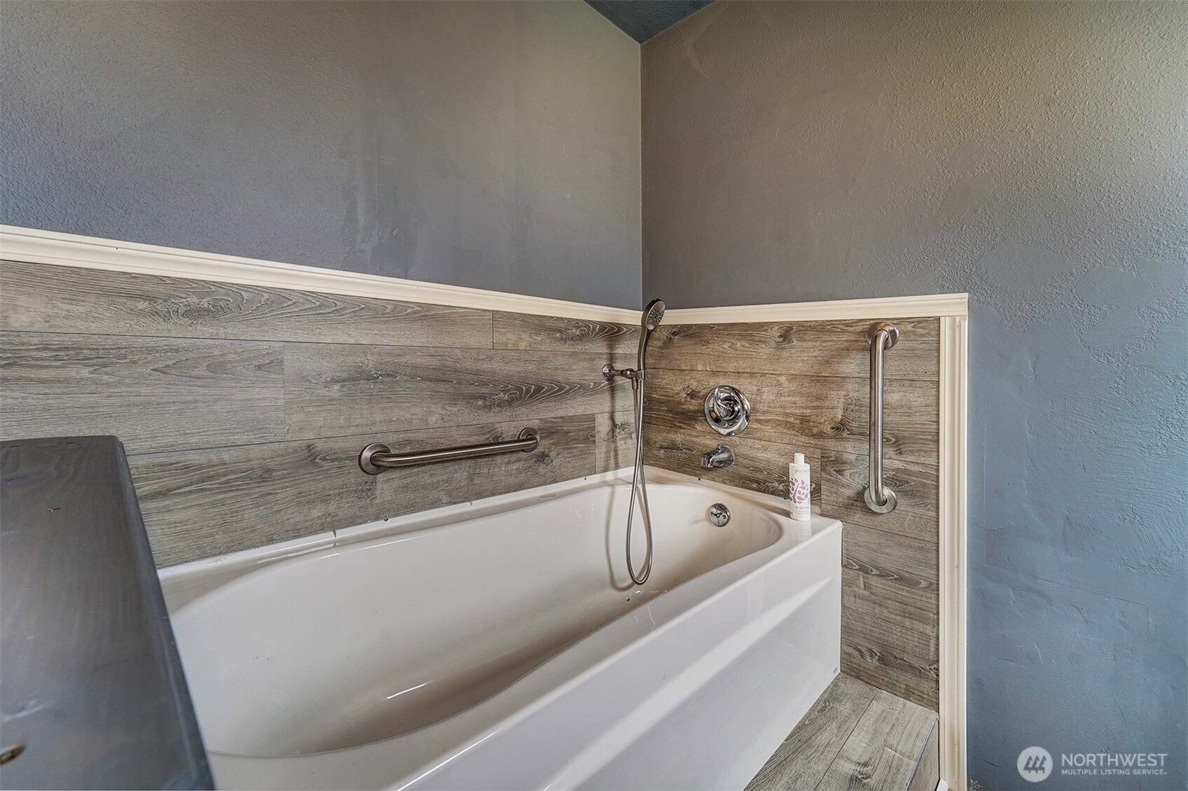 31481 Night Owl Avenue NE, Kingston, WA 98346
