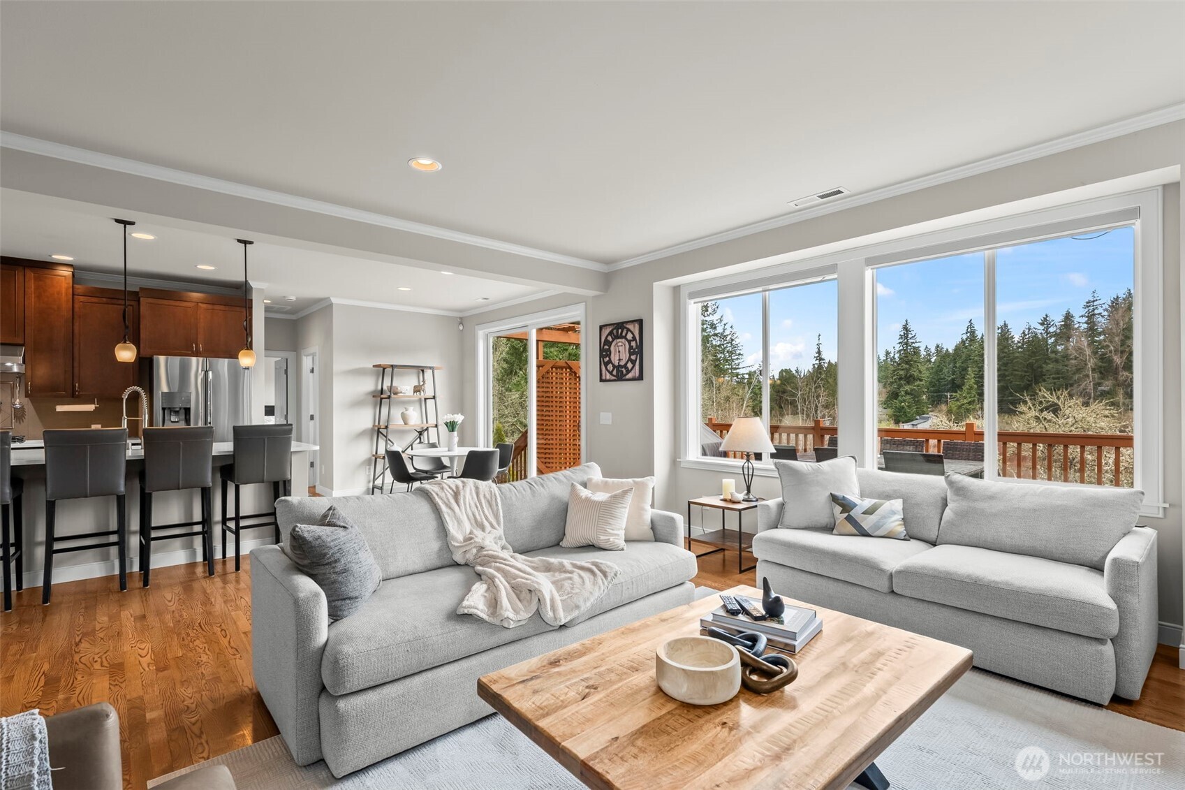 1644 211th Avenue SE, Sammamish, WA 98075