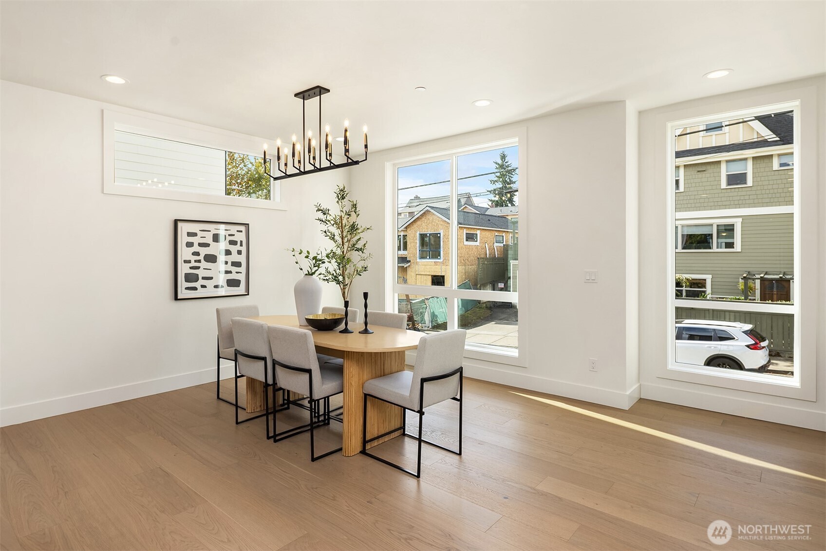 4417 2nd Avenue NE, Seattle, WA 98105