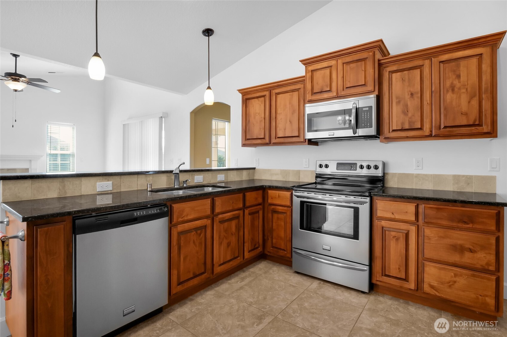 9083 SE Castlewood Drive , Moses Lake, WA 98837