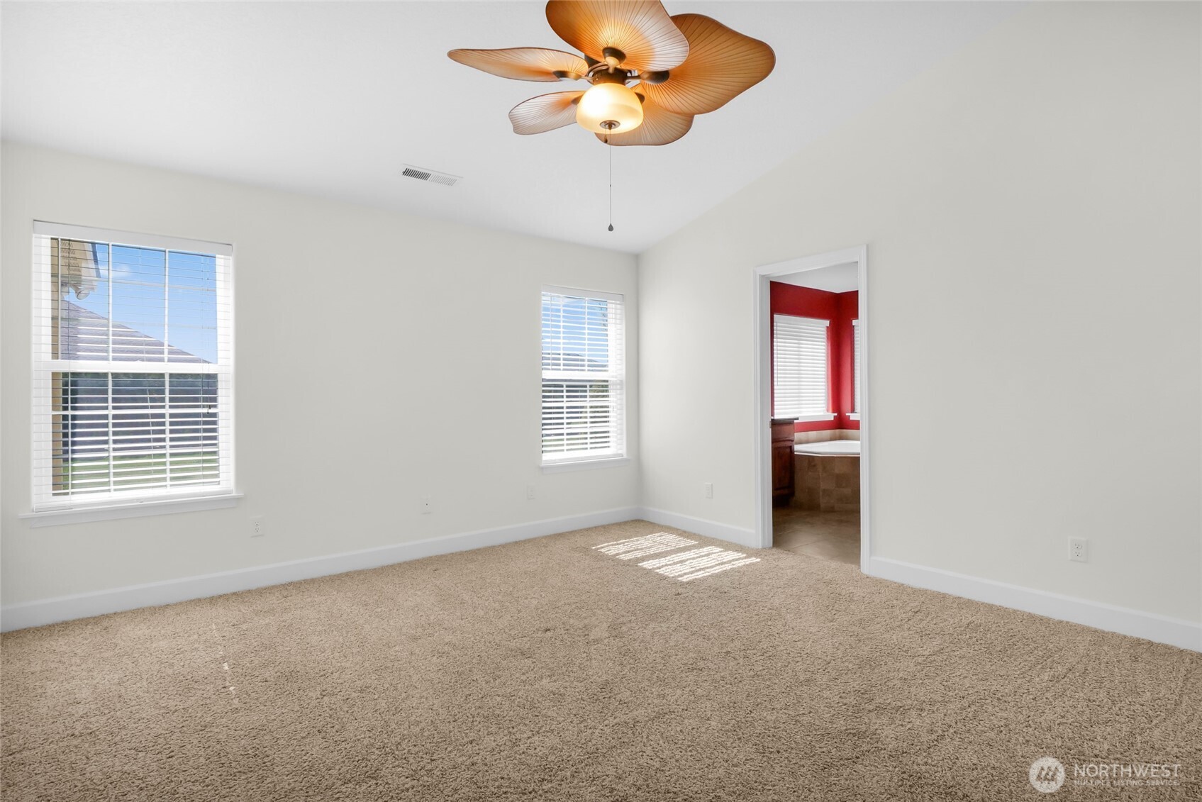 9083 SE Castlewood Drive , Moses Lake, WA 98837