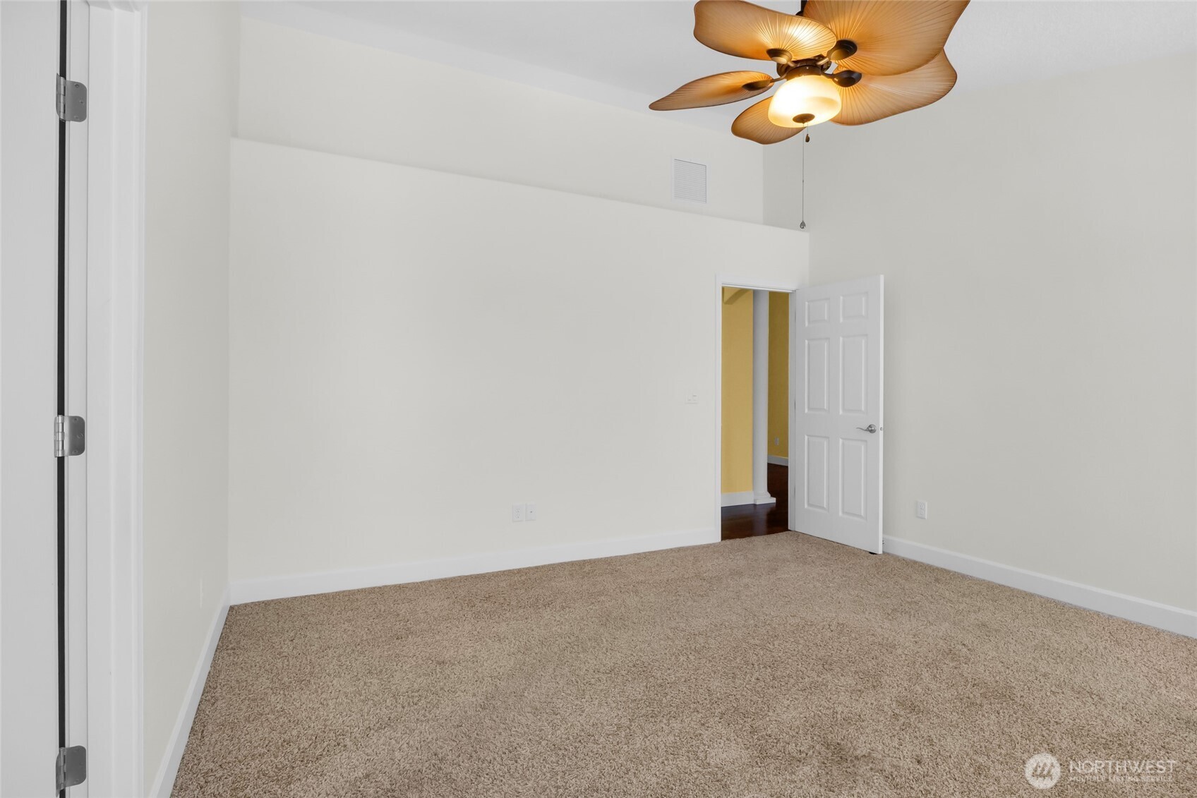 9083 SE Castlewood Drive , Moses Lake, WA 98837