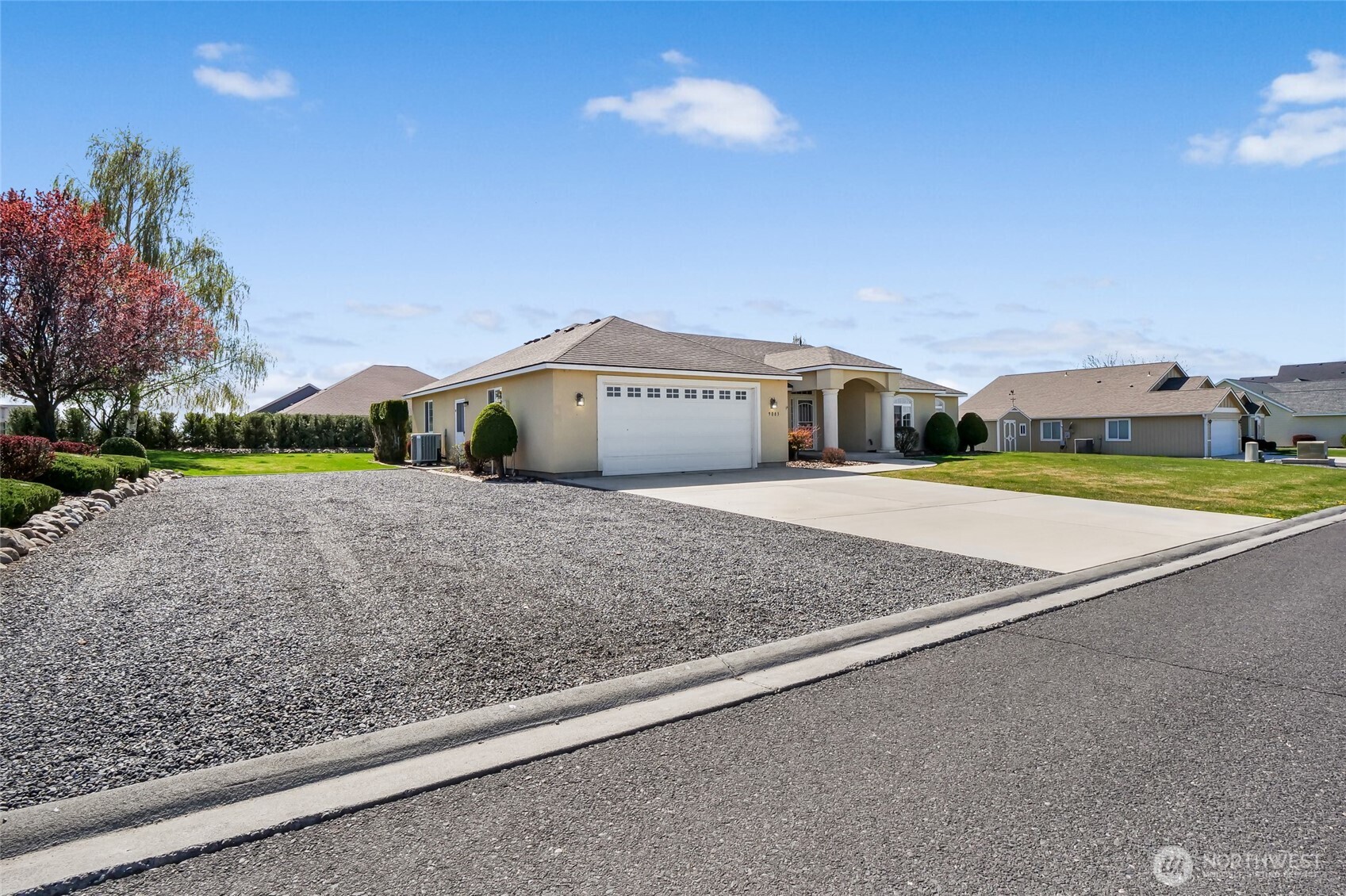9083 SE Castlewood Drive , Moses Lake, WA 98837