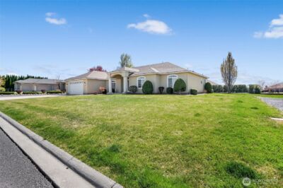 9083 SE Castlewood Drive , Moses Lake, WA 98837 - Photo 6