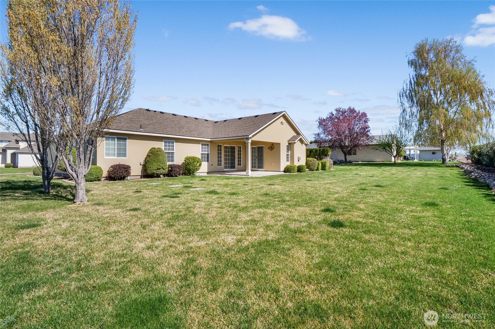 9083 SE Castlewood Drive , Moses Lake, WA 98837
