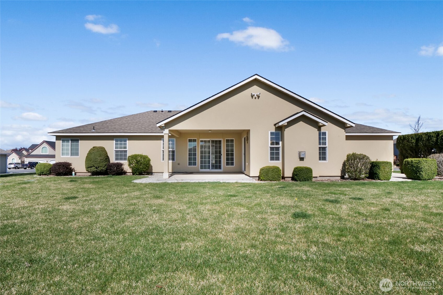 9083 SE Castlewood Drive , Moses Lake, WA 98837