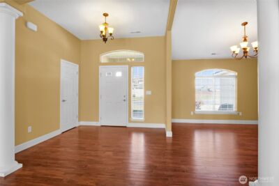 9083 SE Castlewood Drive , Moses Lake, WA 98837 - Photo 10