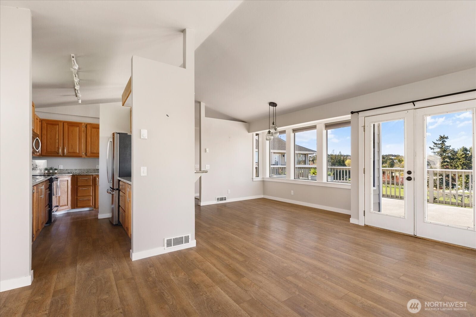 911 NE Leach Street ##911, Coupeville, WA 98239