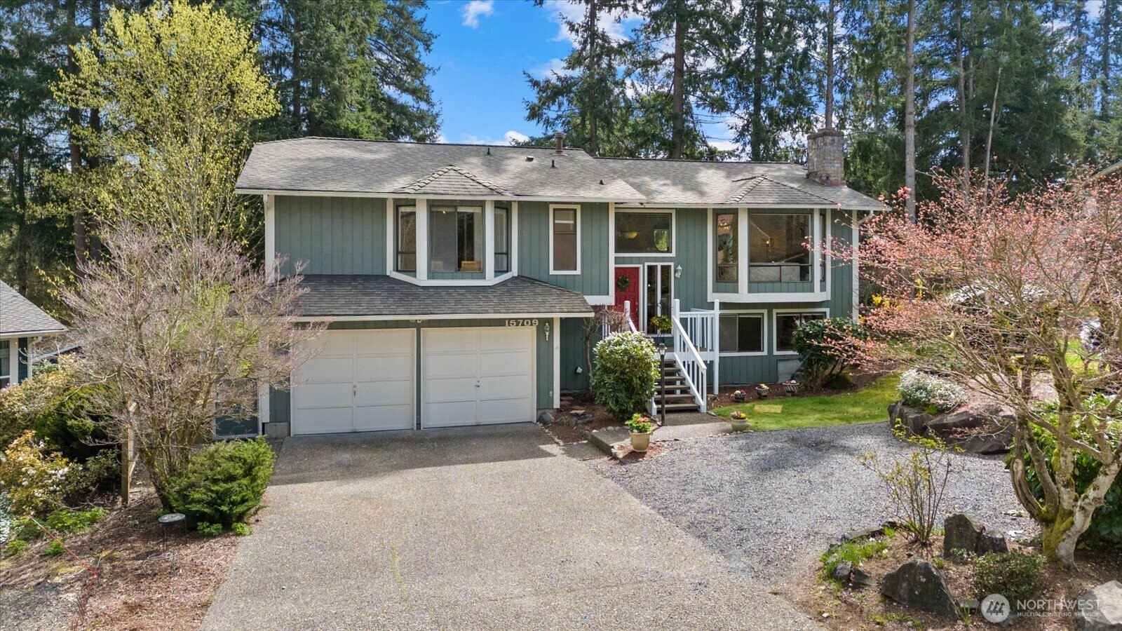 15709 SE 178th Court , Renton, WA 98058