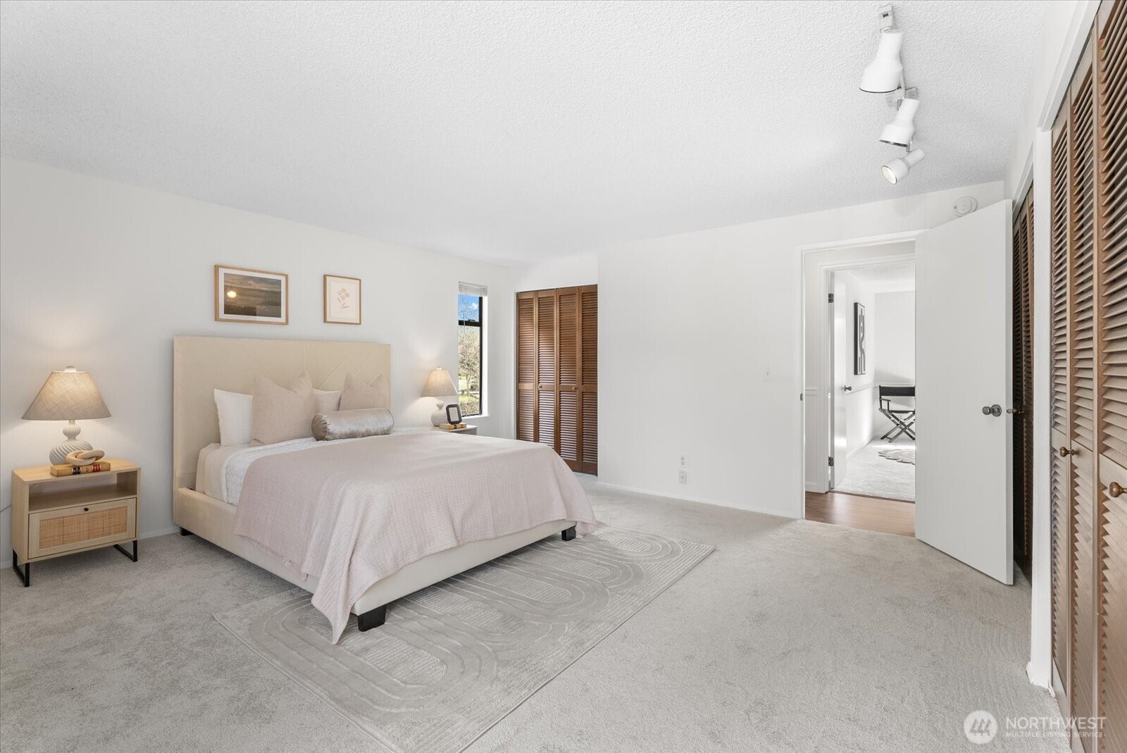 15709 SE 178th Court , Renton, WA 98058