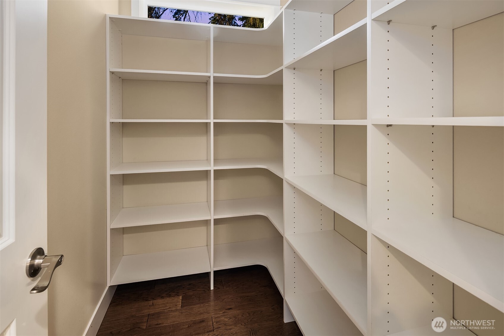 12204 Ashworth Avenue N, Seattle, WA 98133