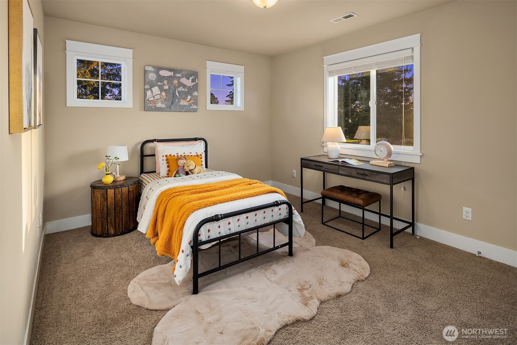 12204 Ashworth Avenue N, Seattle, WA 98133