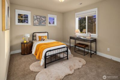 12204 Ashworth Avenue N, Seattle, WA 98133 - Photo 20