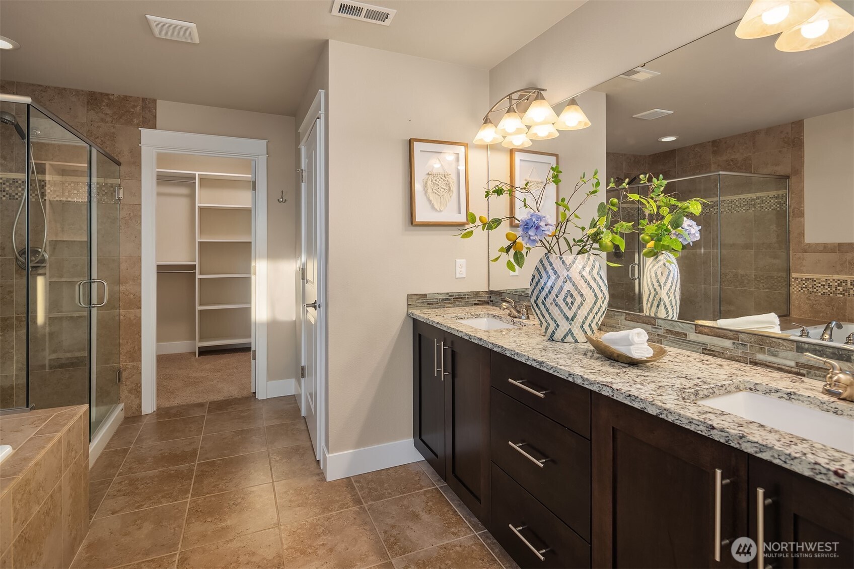 12204 Ashworth Avenue N, Seattle, WA 98133