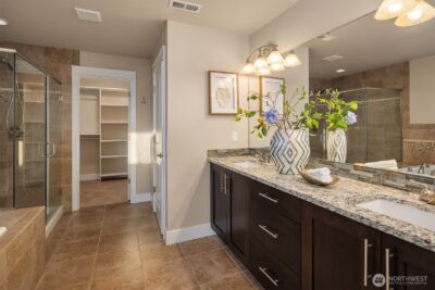 12204 Ashworth Avenue N, Seattle, WA 98133 - Photo 23